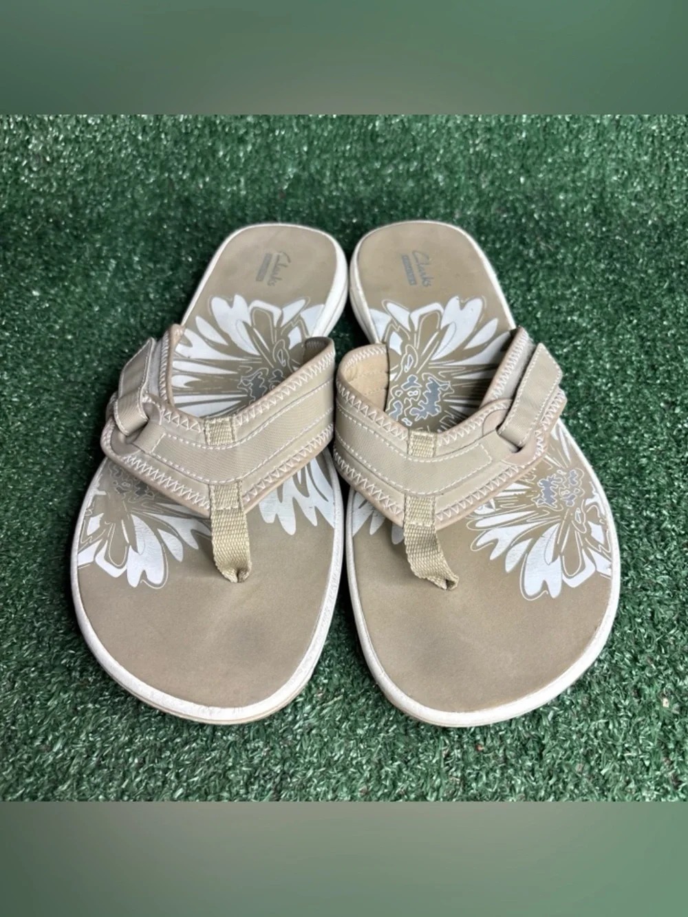 Clarks Cloud Steppers Breeze Sea‎ Women Size 12 Tan Thong Flip Flop Sandals Shoe